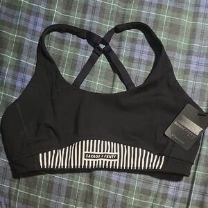 Savage X Fenty Sports Bra 🟢🟢